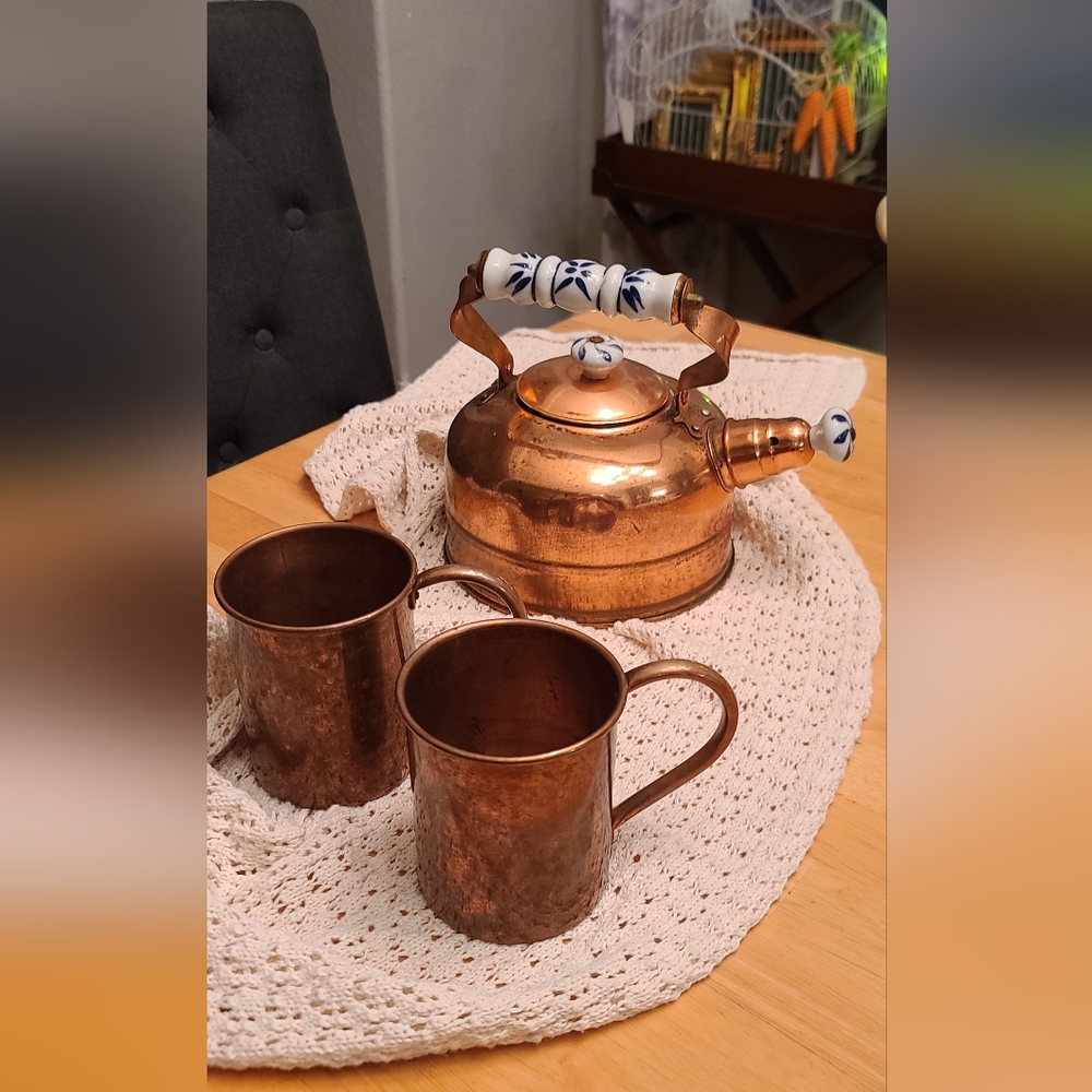Vintage Copper and Blue porcelain tea pot with 2 cups